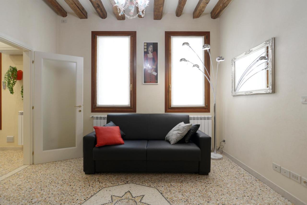Domus Dea Lägenhet Venedig Exteriör bild